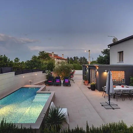 Σπίτι διακοπών House Zoya Ližnjan